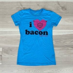 david and goliath “i heart bacon” fitted tee